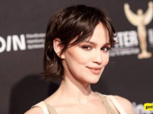 Emilia Schüle Vermögen 2026: Marie Antoinette, Transformers und 2 Millionen Euro