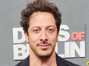 Fahri Yardım Vermögen 2026: Tatort, jerks., Netflix und seine Karriere